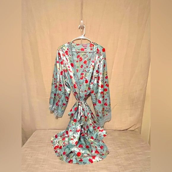 Amoreuse Other - Floral Polyester Robe - Blue and Red